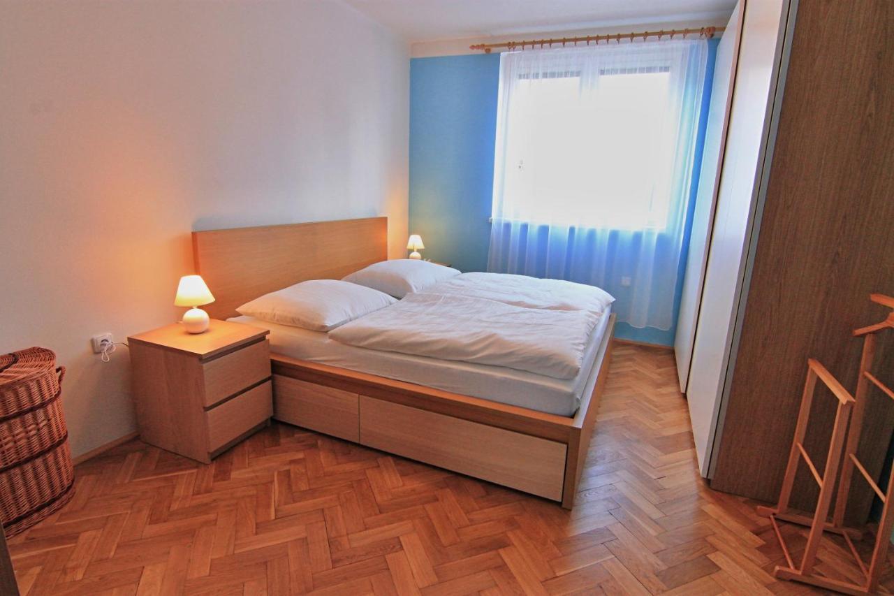 Vimperk - Sumava Appartement Buitenkant foto